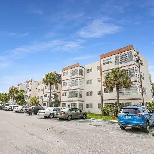 4046 NW 19TH Street # 210, Lauderhill FL 33313