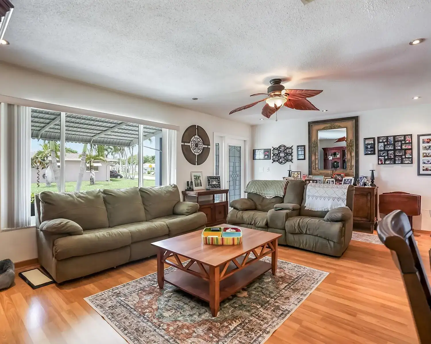4703 NW 45th Court, Tamarac FL 33319 photo 3