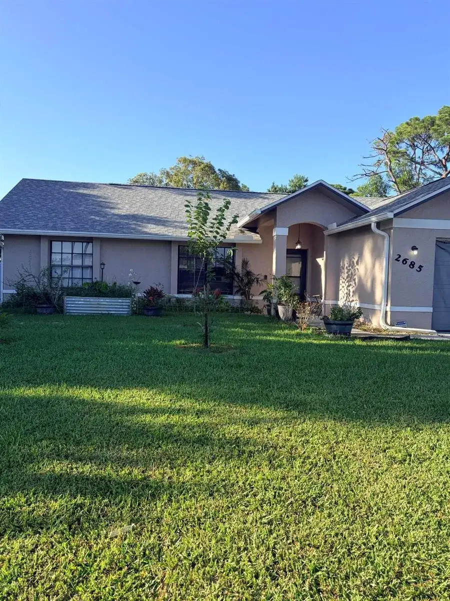 2685 SE MARIPOSA Avenue, Port St. Lucie FL 34952 photo 2