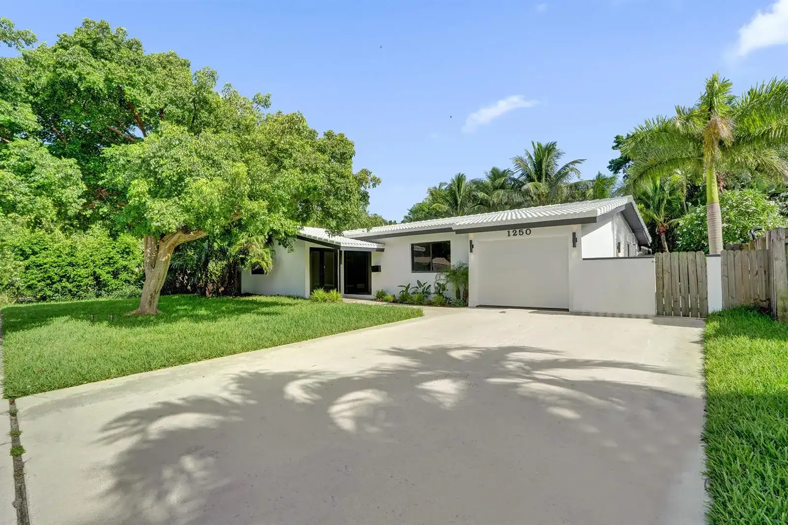 1250 SW 4TH Street, Boca Raton FL 33486
