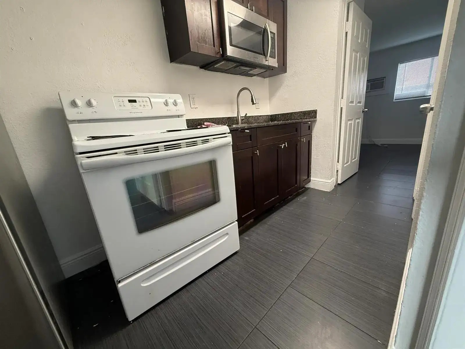 37 SW 14th Street # 9, Dania Beach FL 33004 photo 3