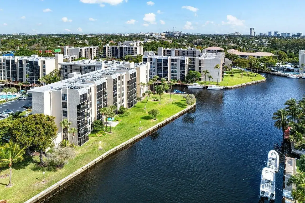 13 Royal Palm Way # 602, Boca Raton FL 33432 photo 2