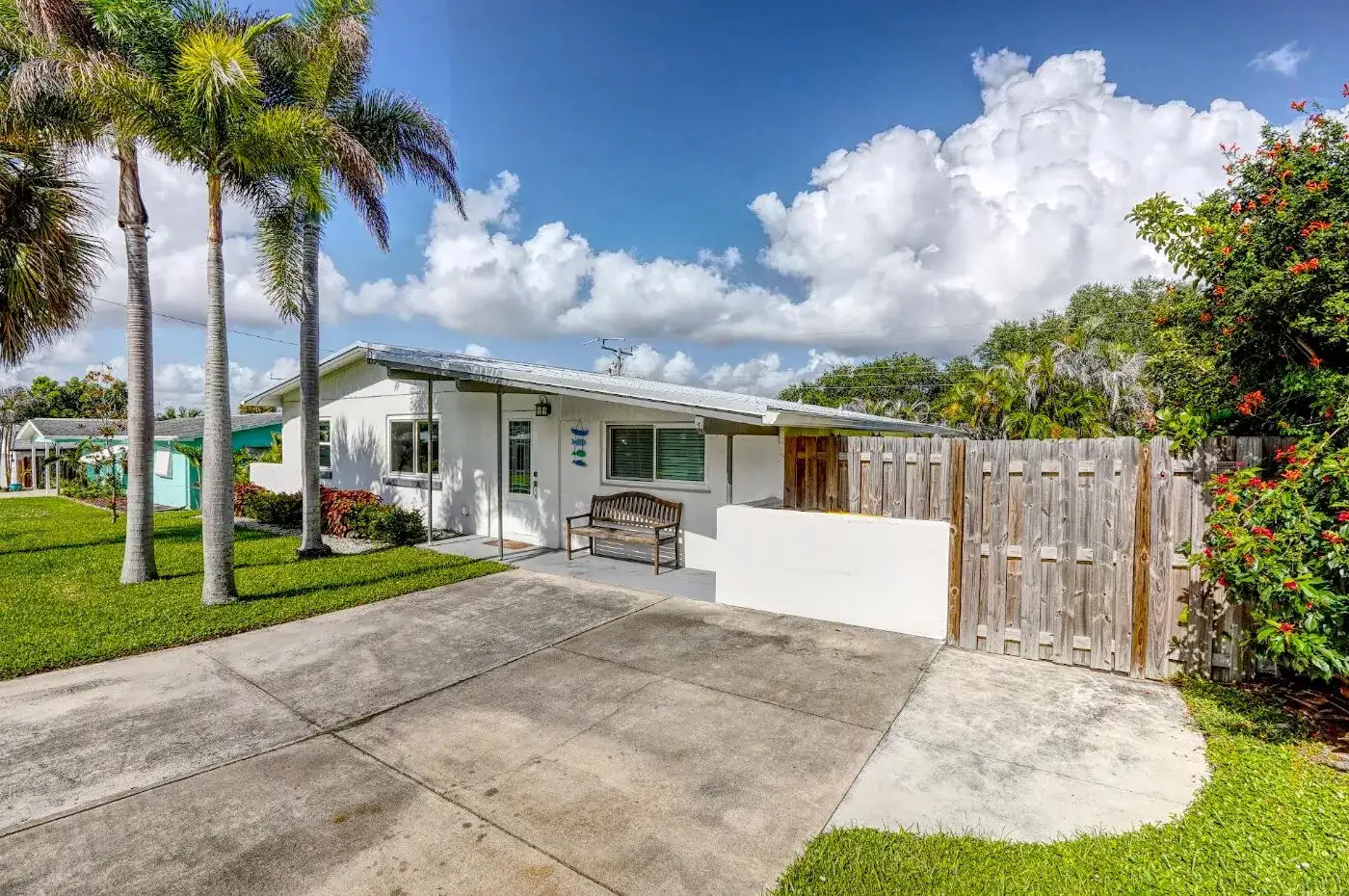 3444 NE SANDRA Drive, Jensen Beach FL 34957 photo 2