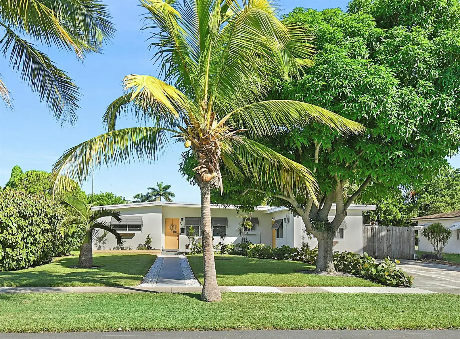 640 W ILEX Drive, Lake Park FL 33403