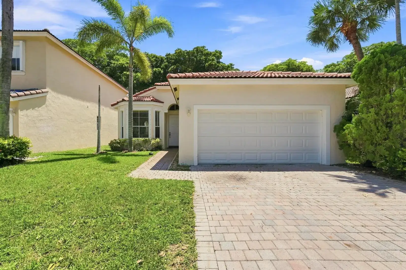 7778 NW 17th Place, Pembroke Pines FL 33024 photo 4