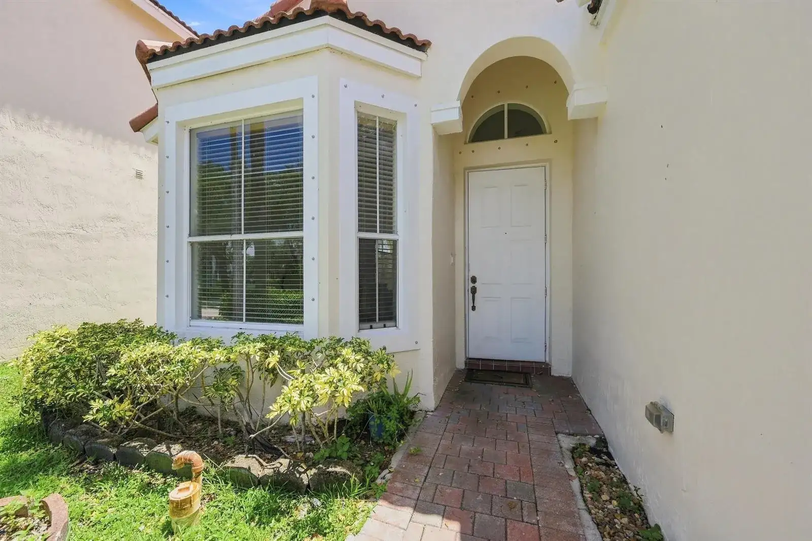 7778 NW 17th Place, Pembroke Pines FL 33024 photo 5