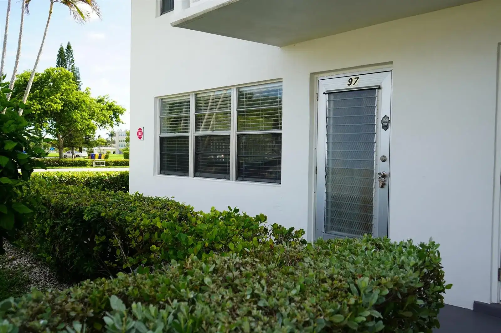 97 BERKSHIRE E, West Palm Beach FL 33417 photo 2