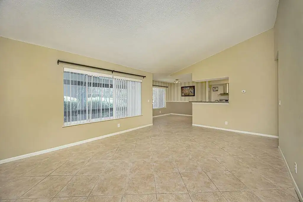 815 W BOYNTON BEACH Boulevard # 203, Boynton Beach FL 33426 photo 2