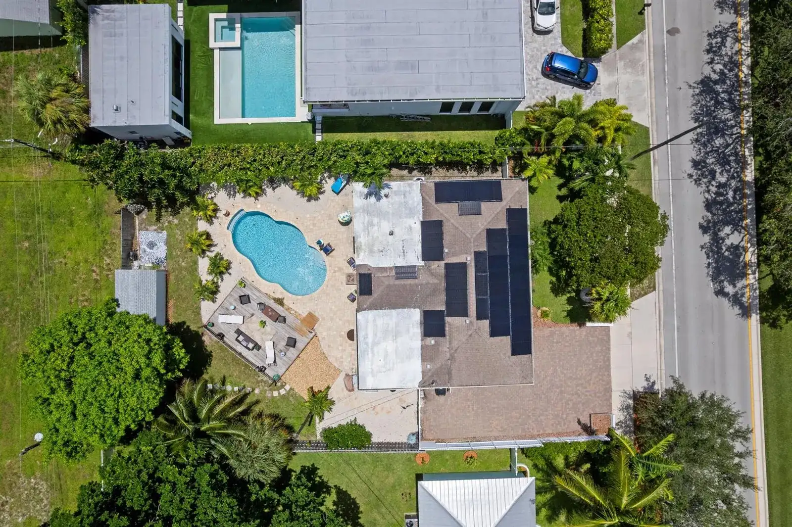874 NW 2ND Avenue, Boca Raton FL 33432 photo 4