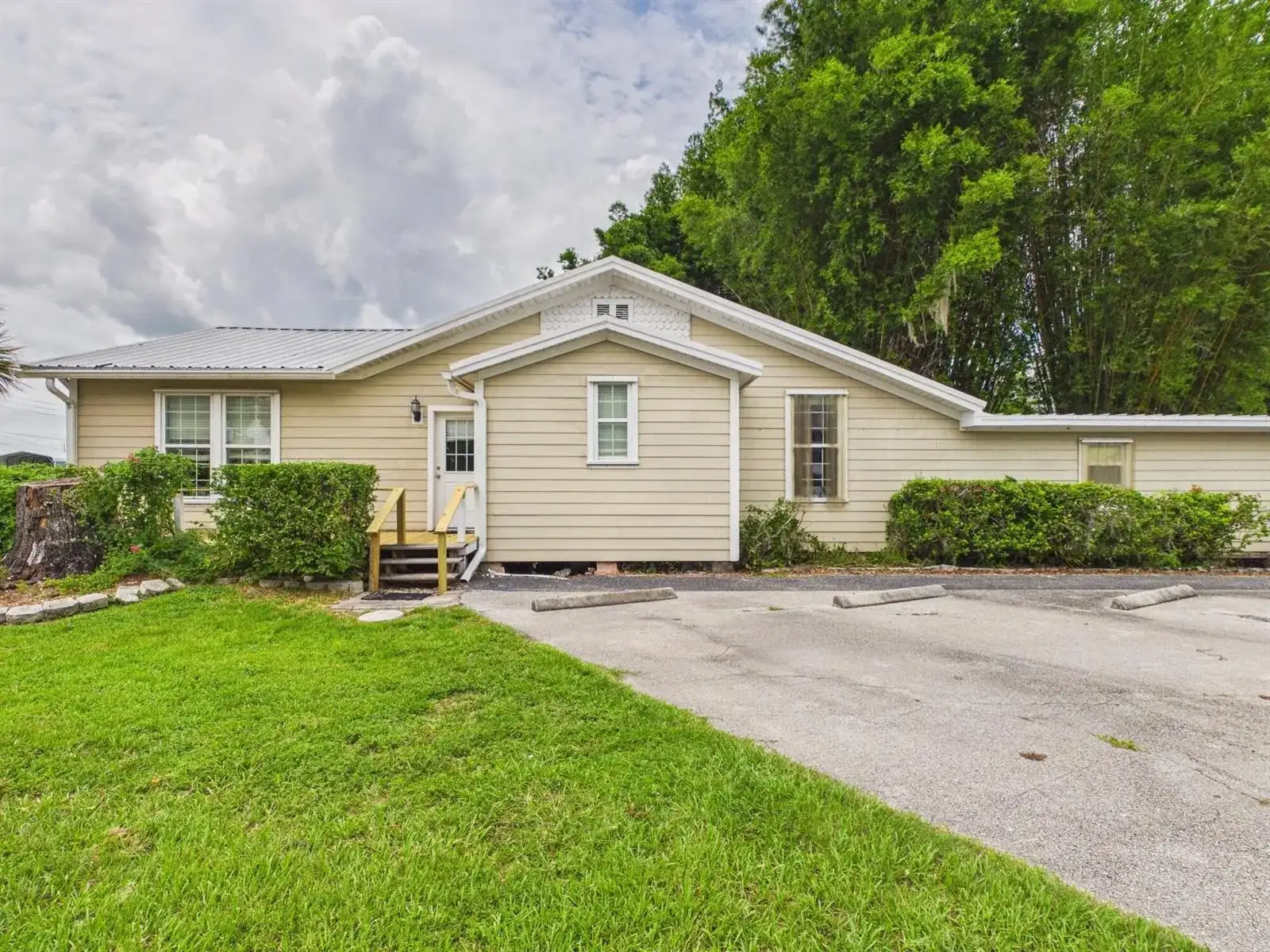 311 NE 2ND Street, Okeechobee FL 34972 photo 4