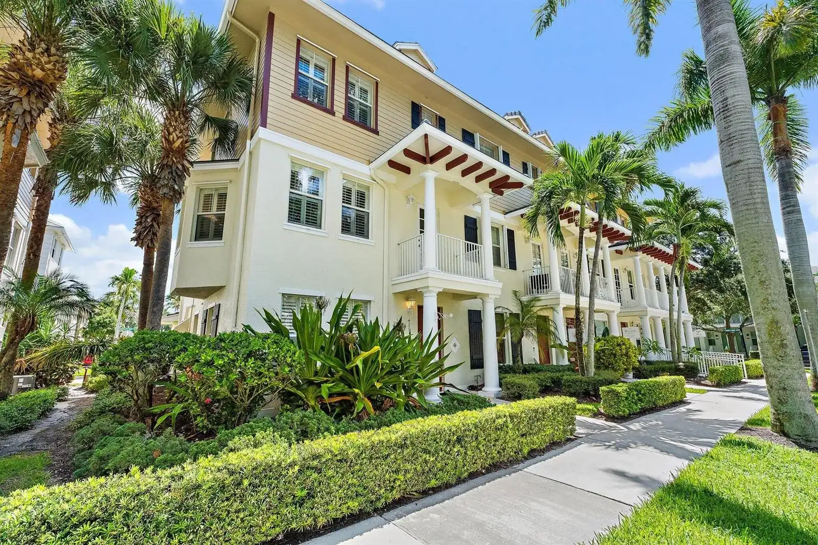 4273 E Main Street, Jupiter FL 33458