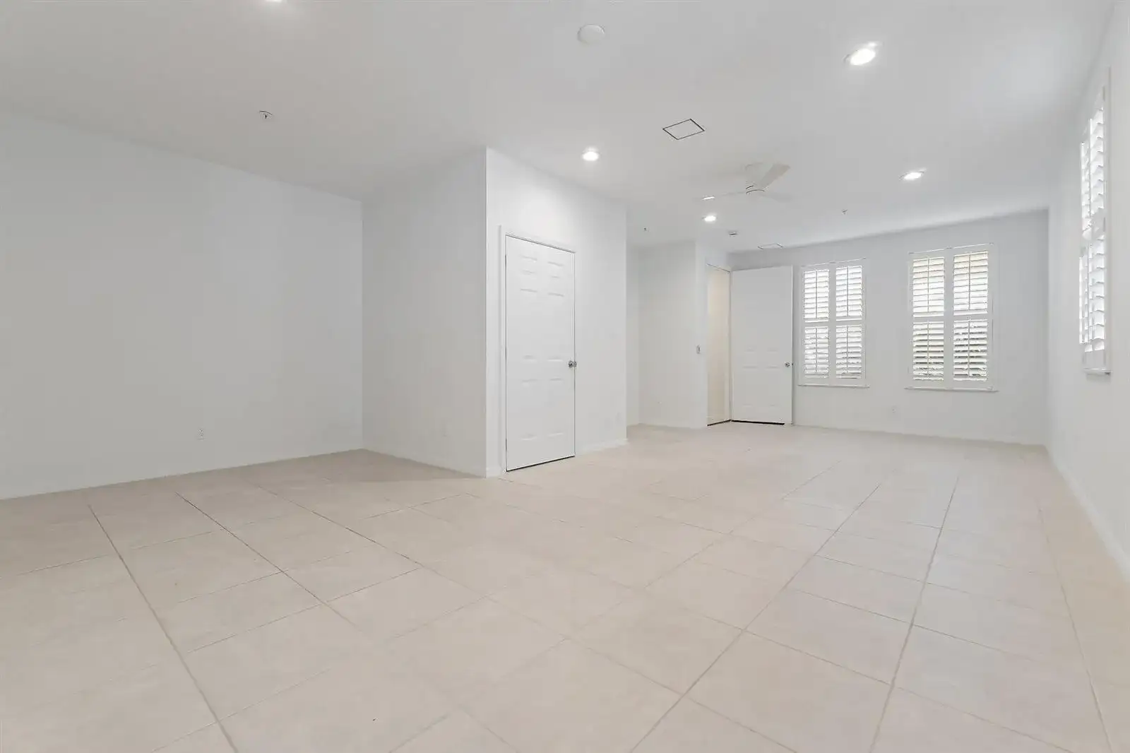 4273 E Main Street, Jupiter FL 33458 photo 3