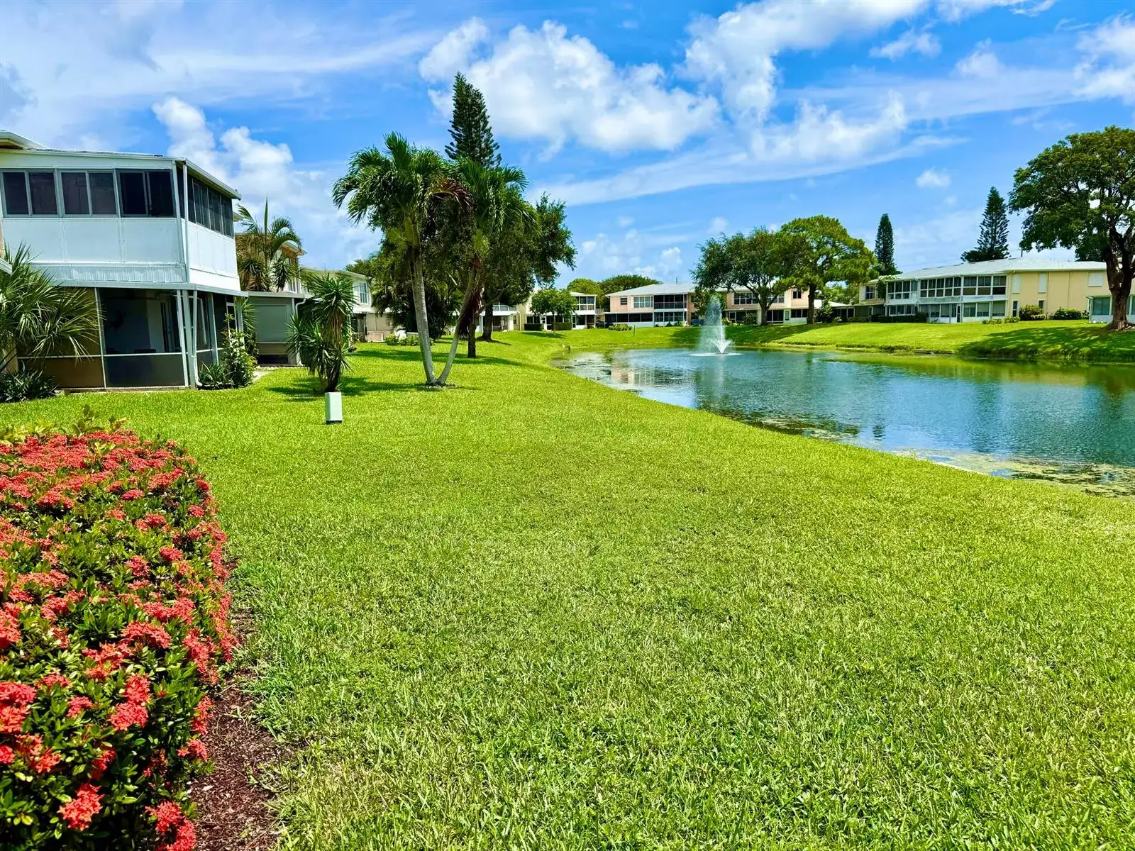 1421 NW 19th Terrace # 102, Delray Beach FL 33445 photo 3
