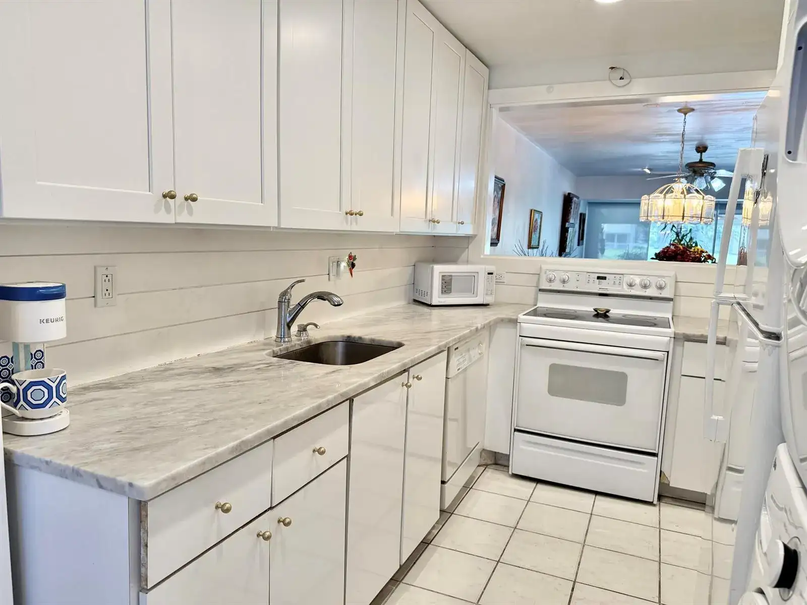 1421 NW 19th Terrace # 102, Delray Beach FL 33445 photo 4
