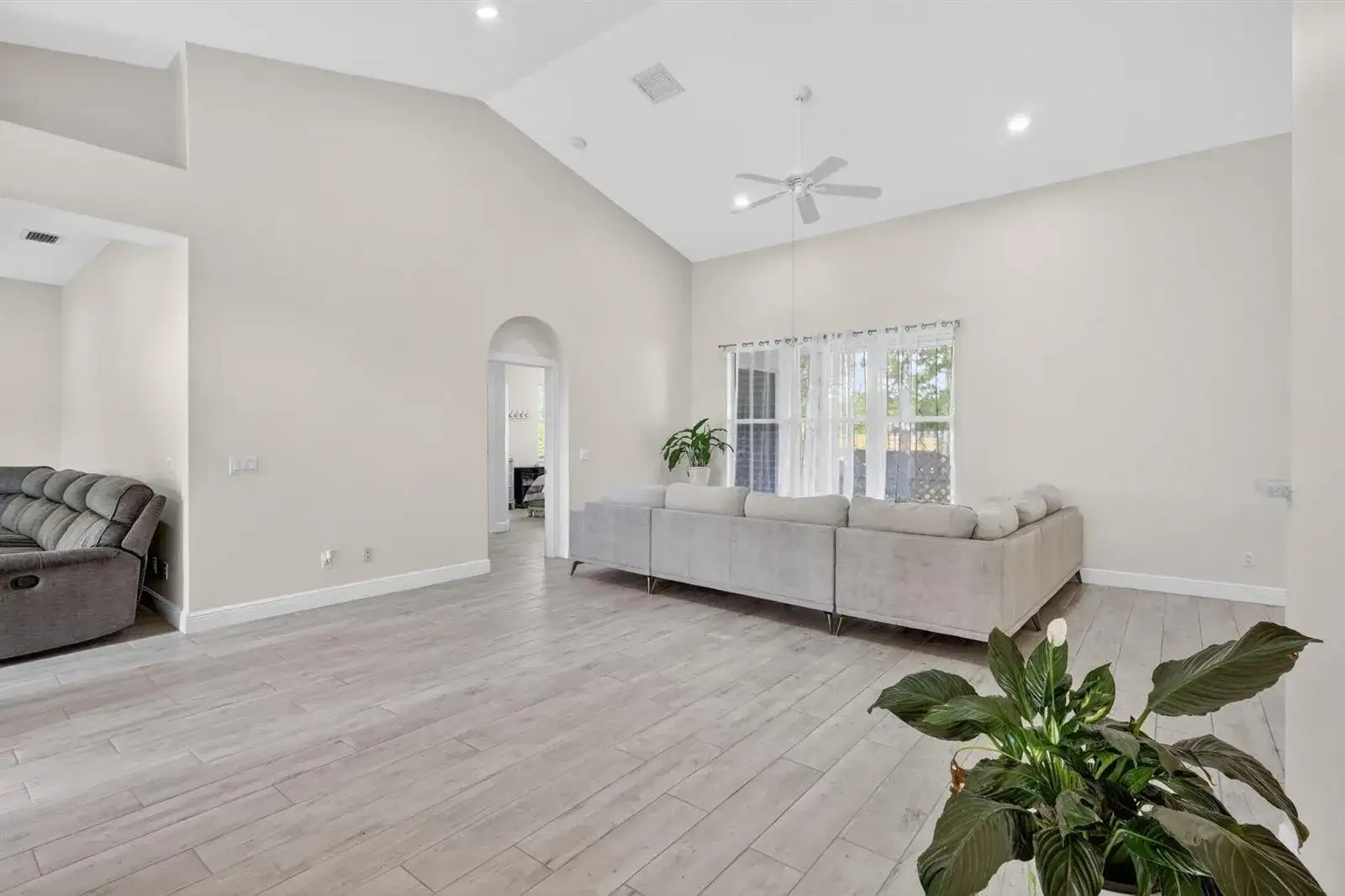 1571 SW Hunnicut Avenue, Port St. Lucie FL 34953 photo 4
