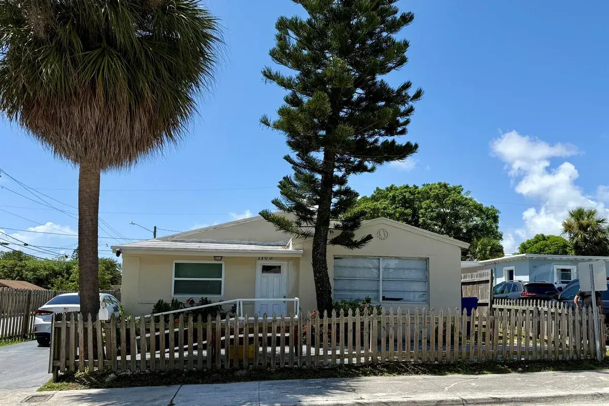 1105 W 34th Street, Riviera Beach FL 33404