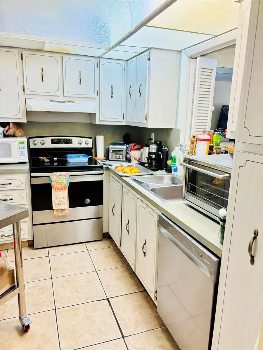 408 NW 68TH Avenue # 406, Plantation FL 33317 photo 3