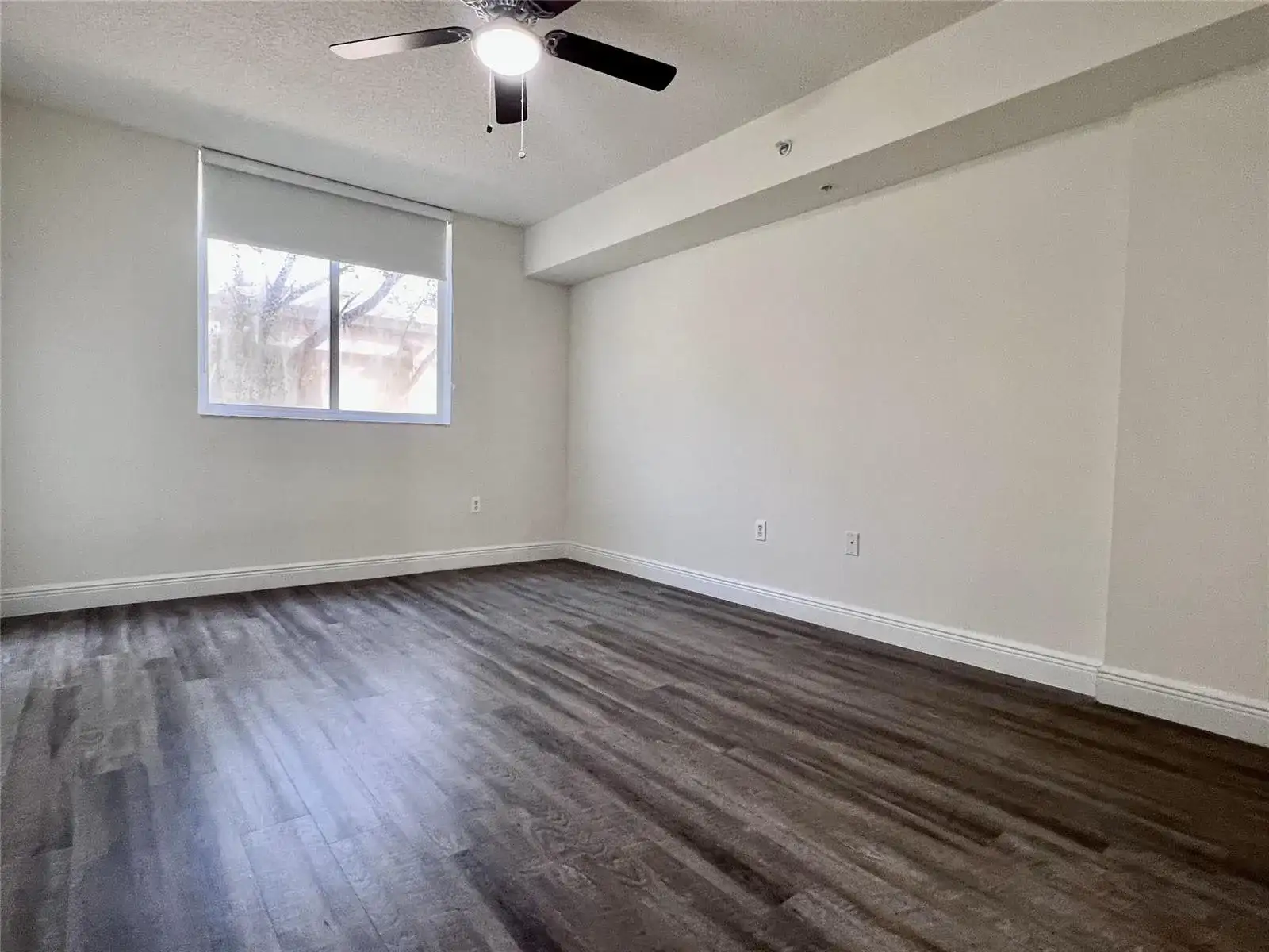 19455 NE 10 Avenue # 104, North Miami Beach FL 33179 photo 5