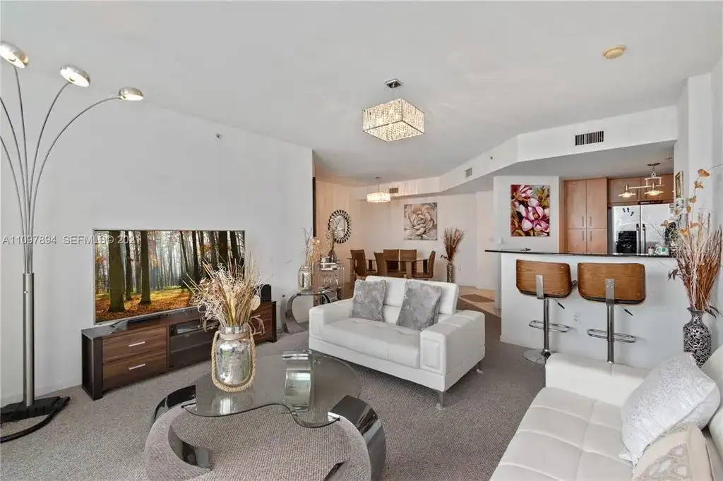 7900 HARBOR ISLAND Drive # 1517, North Bay Village FL 33141 photo 4