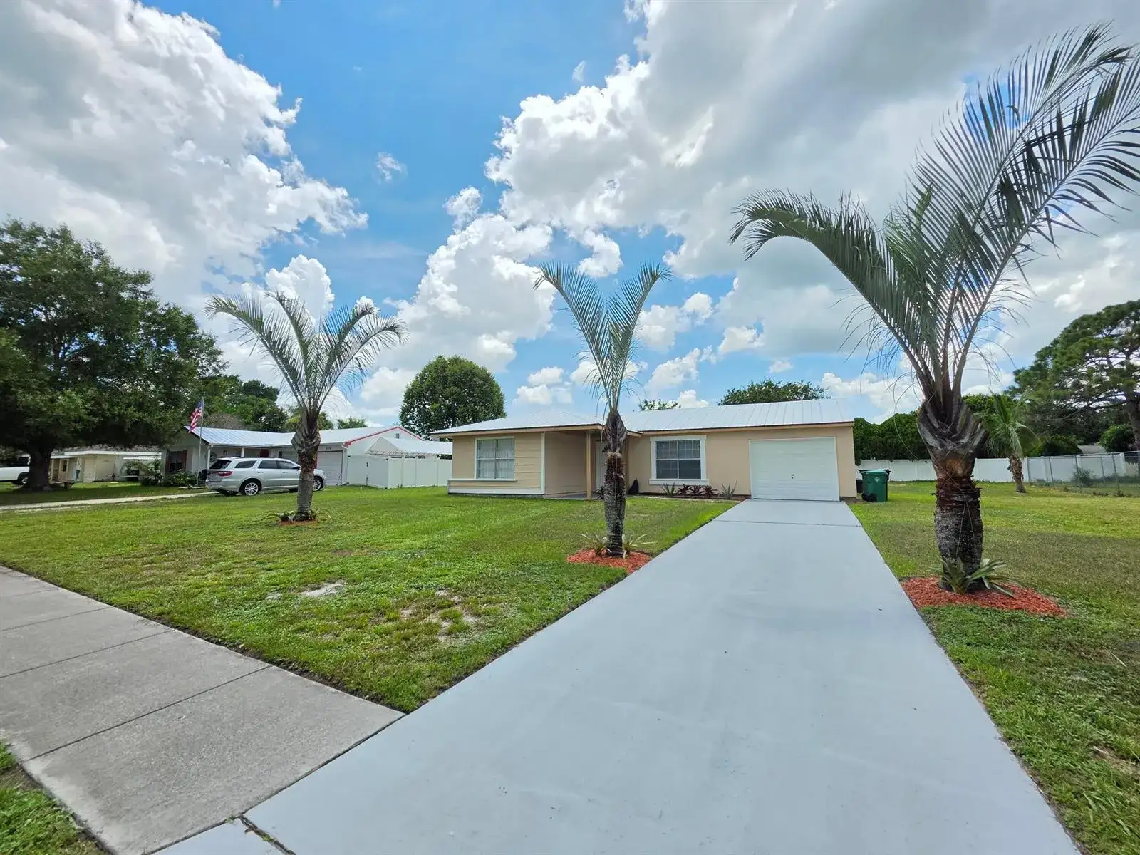 442 SW BELMONT Circle, Port St. Lucie FL 34953 photo 3