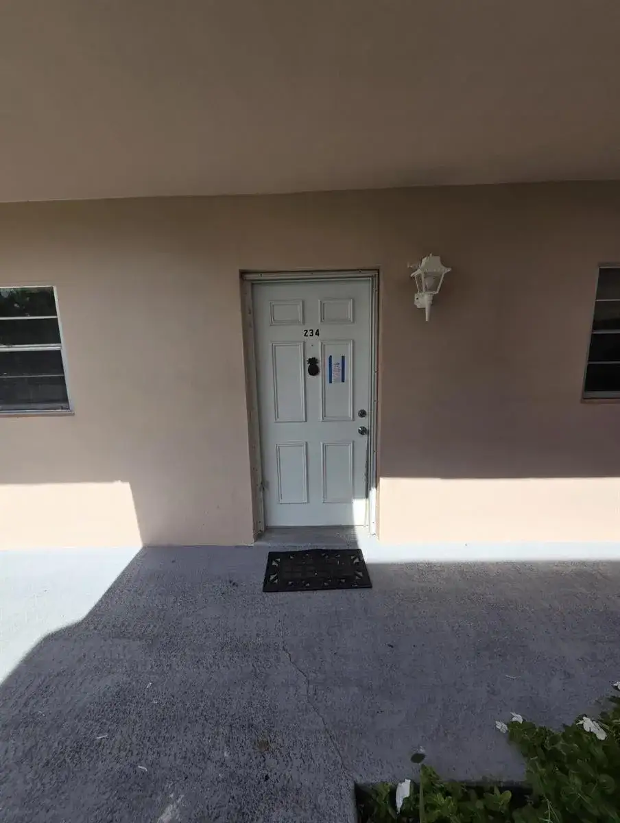 18081 SE COUNTRY CLUB Drive # 234, Jupiter FL 33469