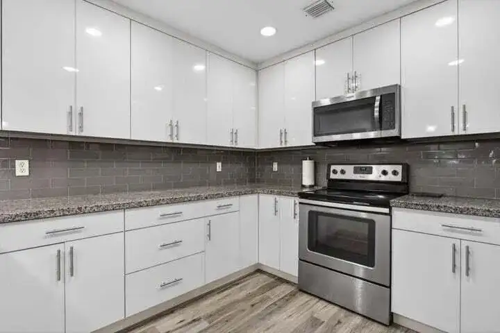 4131 Eastridge Circle, Pompano Beach FL 33064 photo 2
