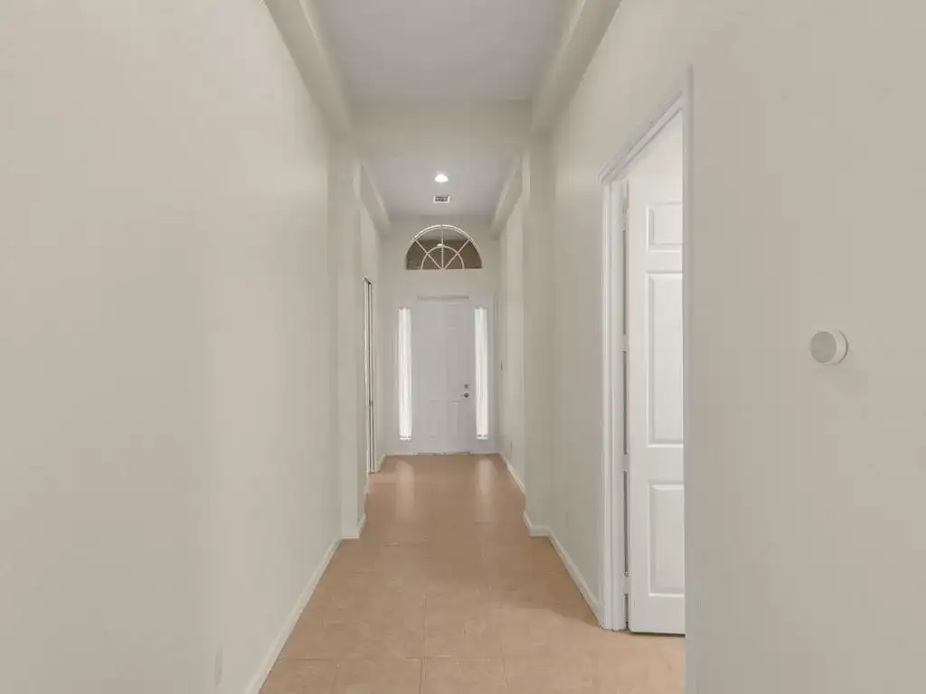 2287 SW NEWPORT ISLES Boulevard, Port St. Lucie FL 34953 photo 4