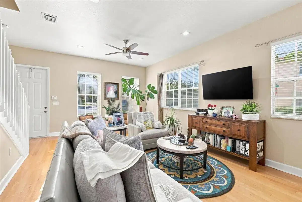 701 SW 147TH Avenue, Pembroke Pines FL 33027 photo 4