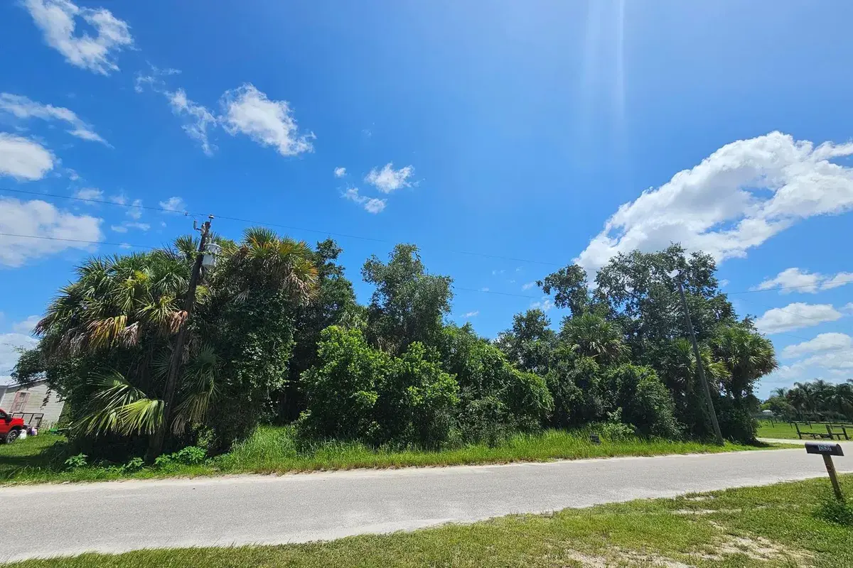 1875 NE 308th Street, Okeechobee FL 34972