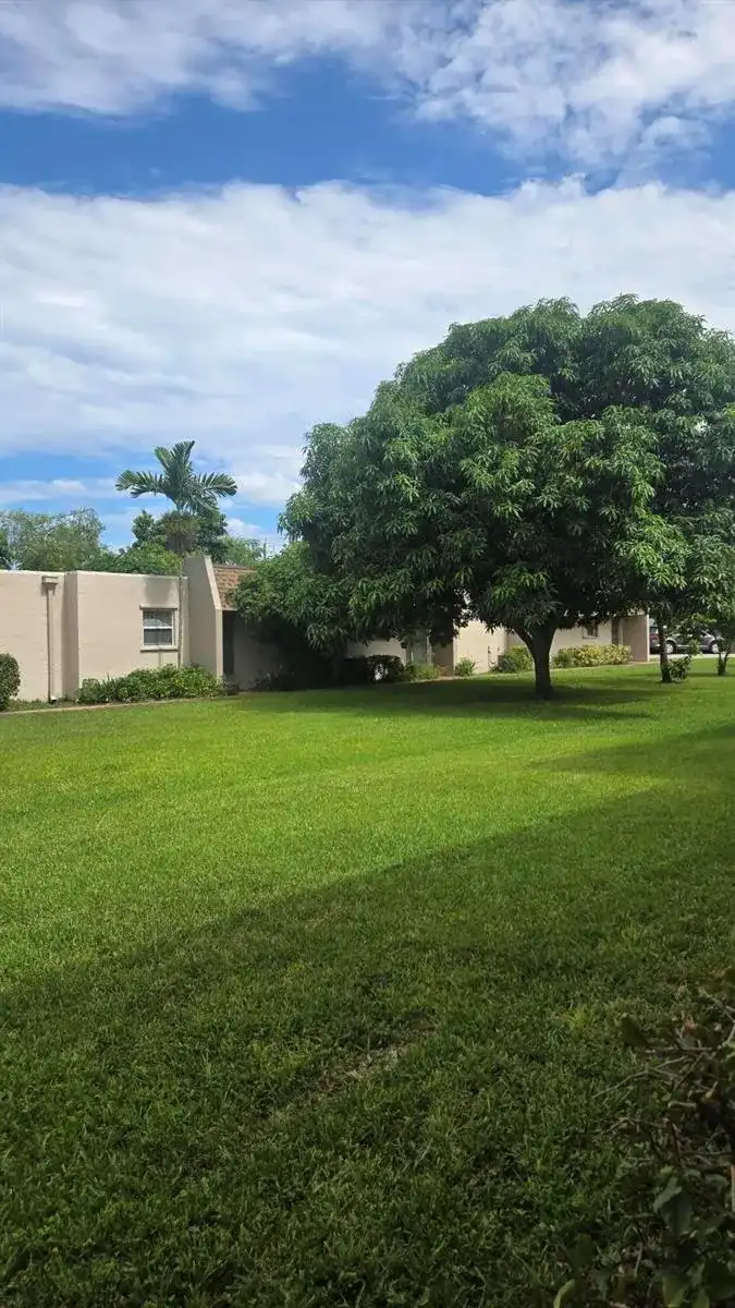 200 Bonnie Boulevard W # 131, Palm Springs FL 33461