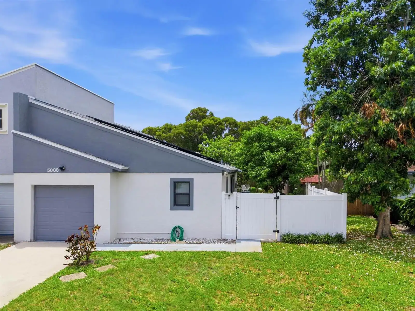 5088 NW 5TH Street, Delray Beach FL 33445 photo 3