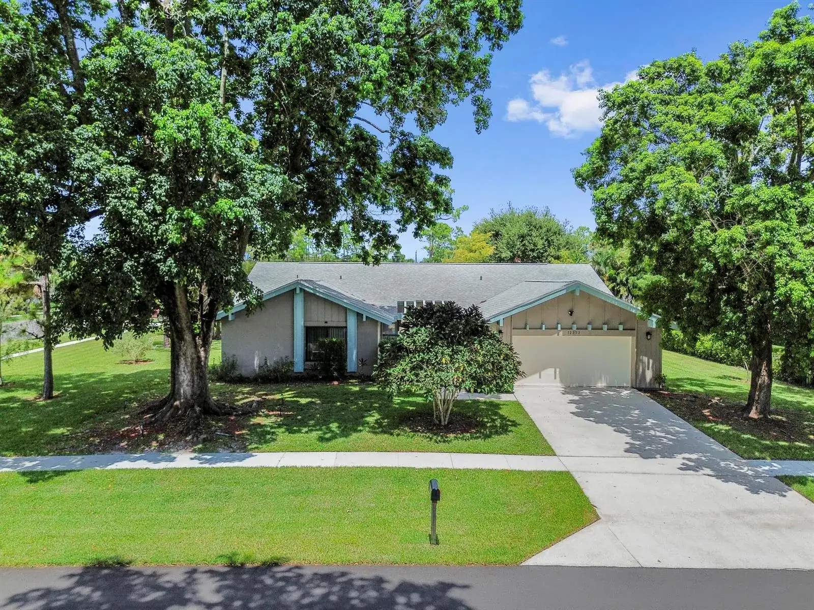 12373 Sawgrass Court, Wellington FL 33414 photo 5