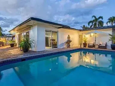 2125 NE 17TH Terrace, Wilton Manors FL 33305