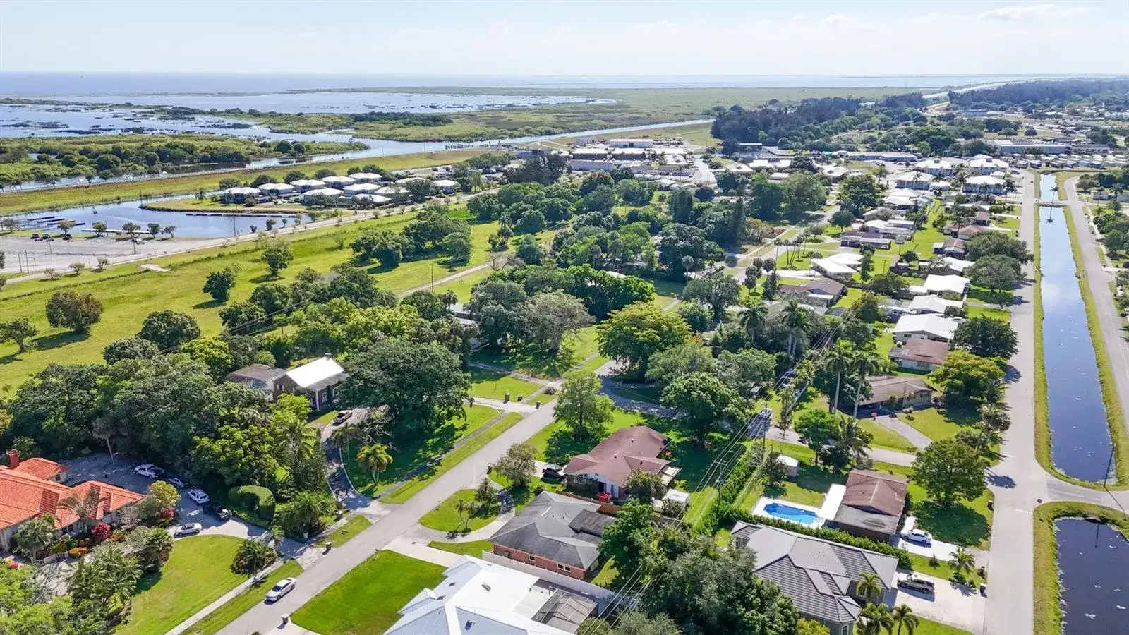 534 E DEL MONTE Avenue, Clewiston FL 33440 photo 3
