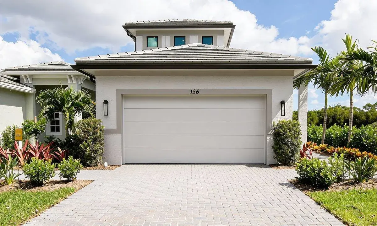 136 SE VIA TIRSO, Port St. Lucie FL 34952