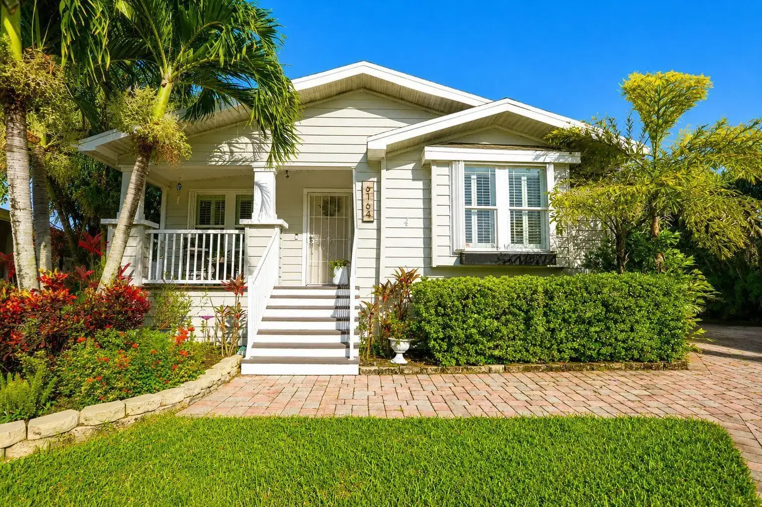 6164 N Ironwood Lane, Atlantis FL 33462 photo 2
