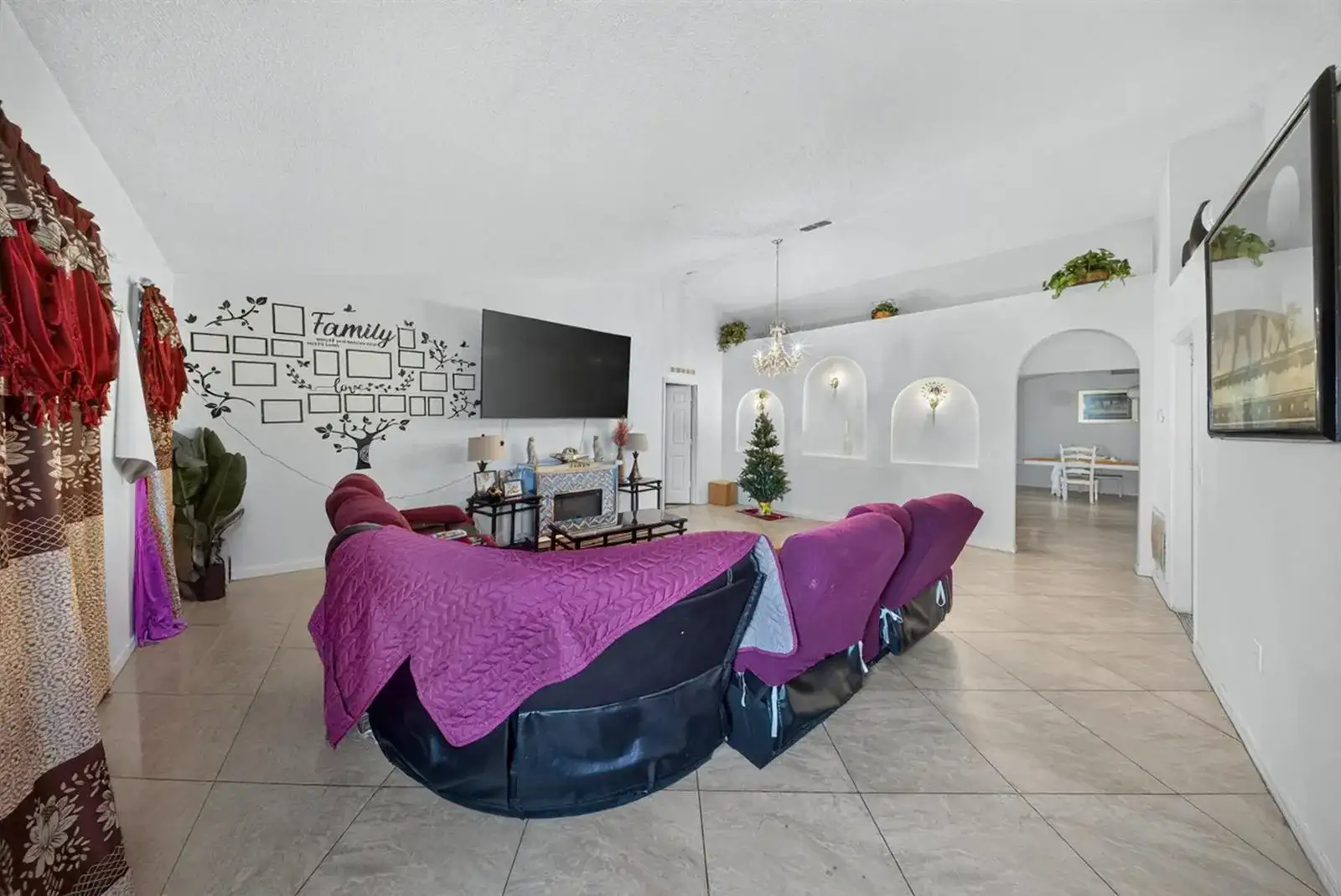 708 SE LANSDOWNE Avenue, Port St. Lucie FL 34983 photo 3