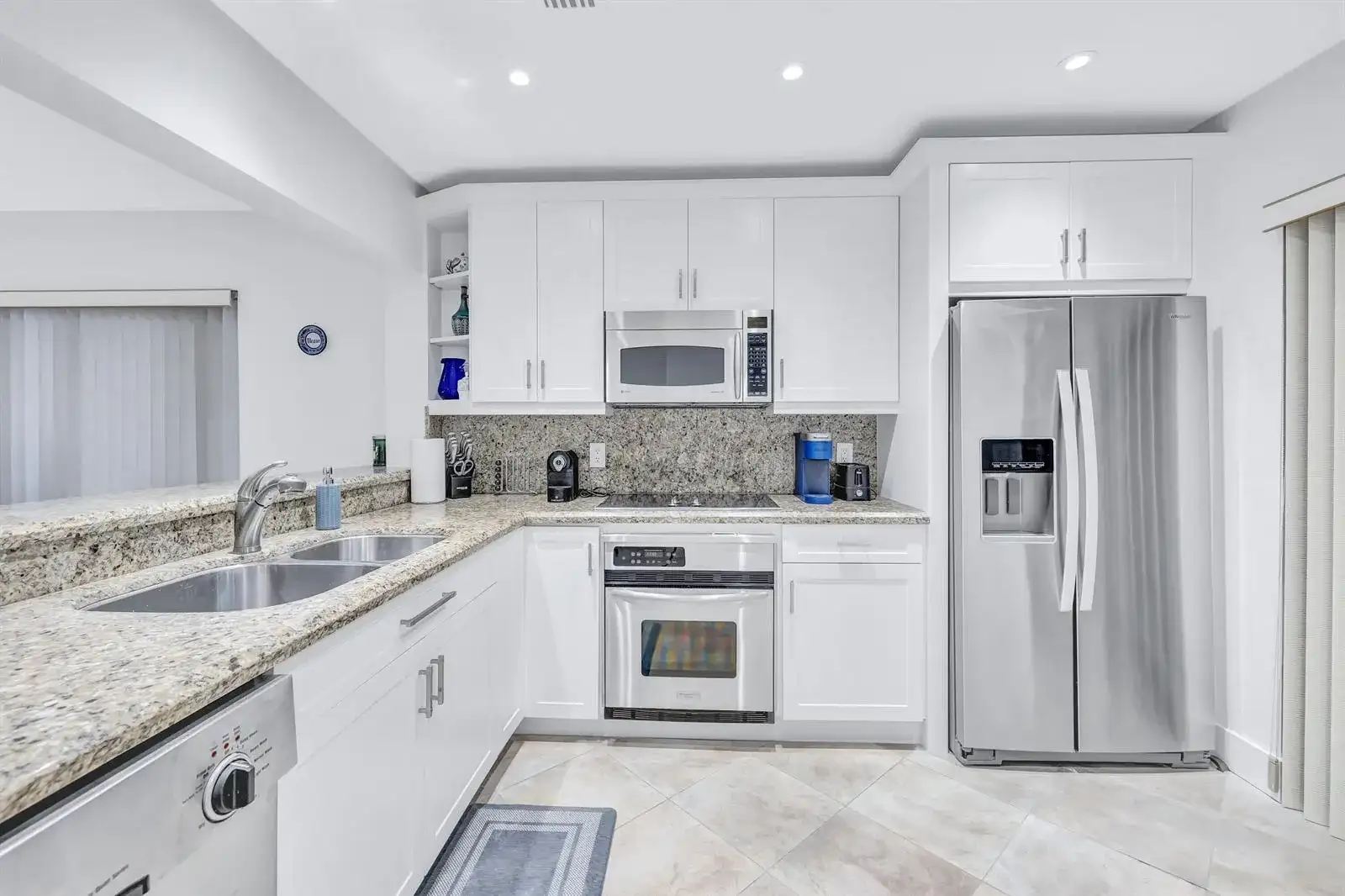 351 Club Circle # 210, Boca Raton FL 33487 photo 4