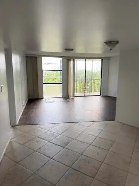 3475 N COUNTRY CLUB Drive # 508, Aventura FL 33180 photo 4