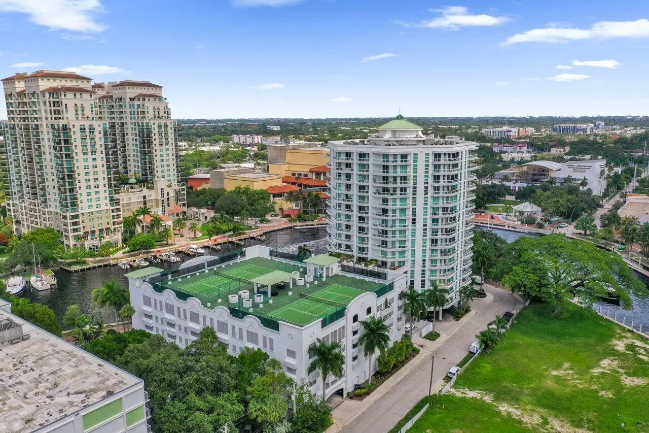 401 SW 4TH Avenue # 203, Fort Lauderdale FL 33315