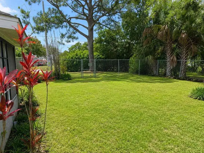 2411 SE MORNINGSIDE Boulevard, Port St. Lucie FL 34952 photo 5