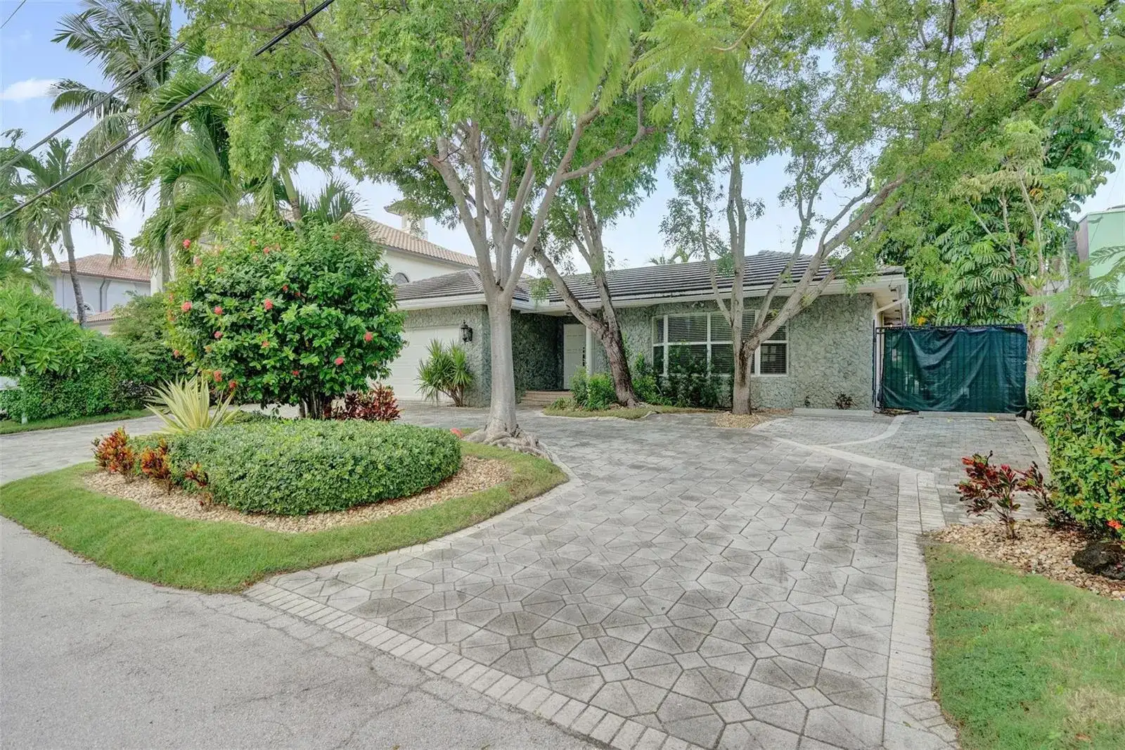2427 Sea Island Drive, Fort Lauderdale FL 33301 photo 4