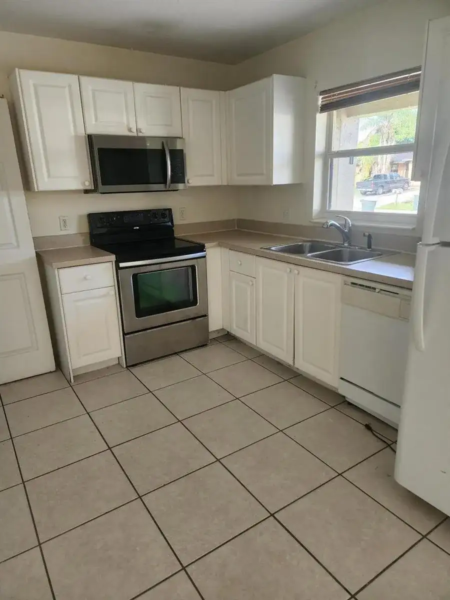 4480 TIMBER RIDGE Lane # 4482, Fort Pierce FL 34982 photo 2