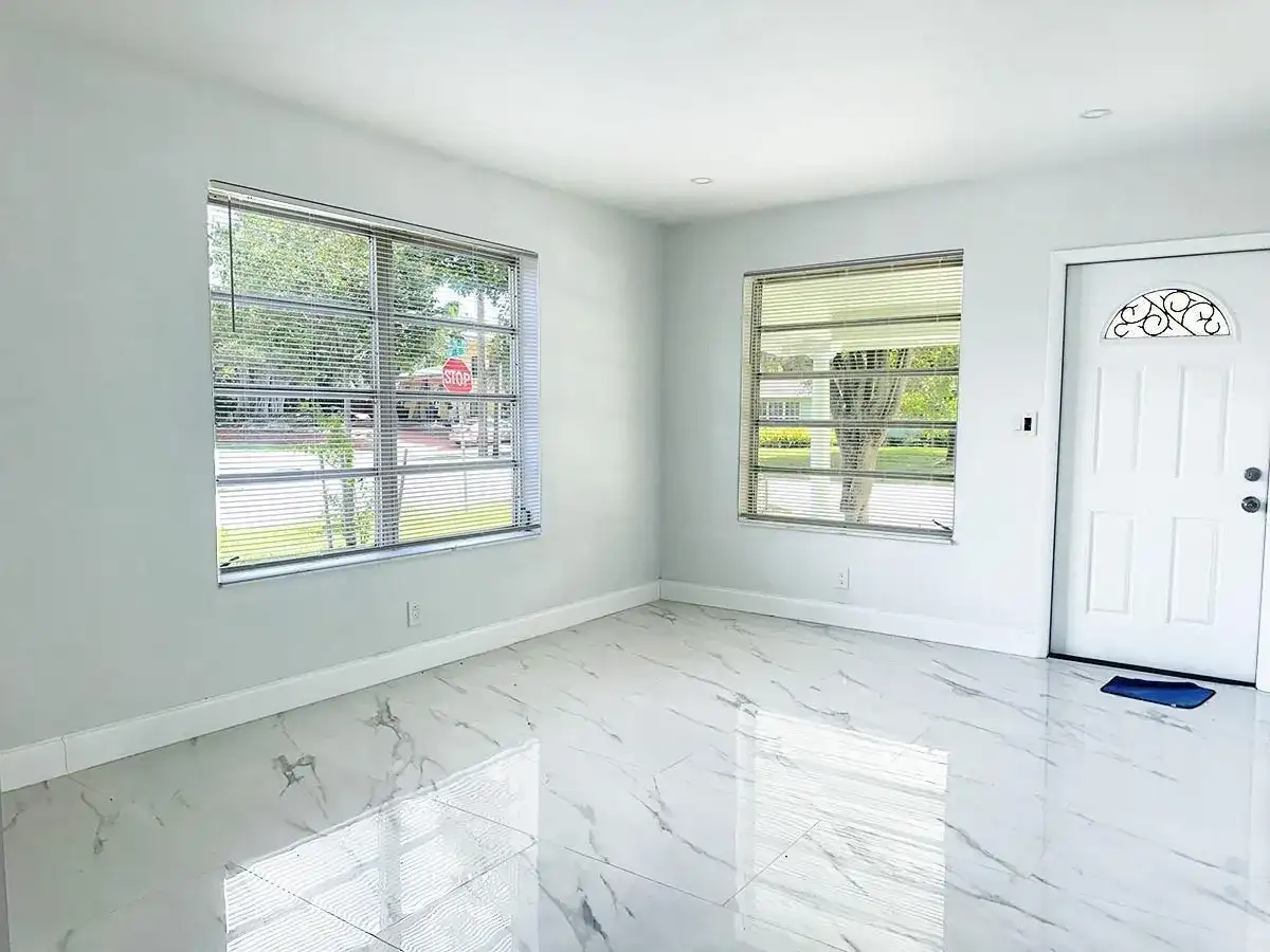425 SW 18TH Avenue, Fort Lauderdale FL 33312 photo 2