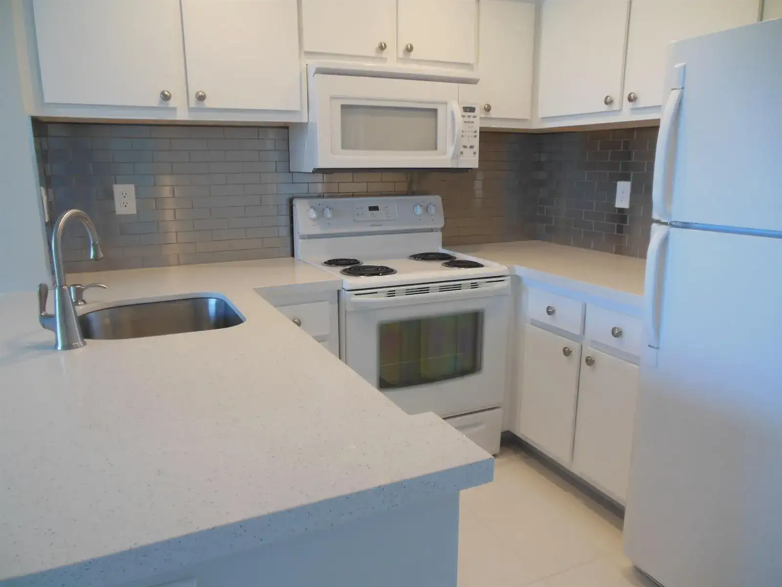728 Executive Center Drive # 31, West Palm Beach FL 33401 photo 2