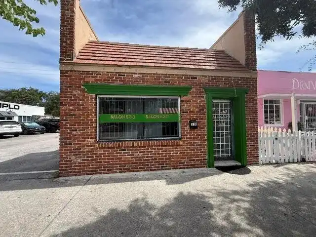 530 Northwood Road, West Palm Beach FL 33407