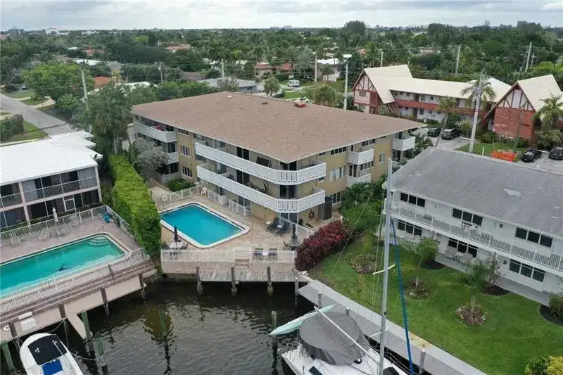 3220 Bayview Drive NE # 102, Fort Lauderdale FL 33306 photo 3