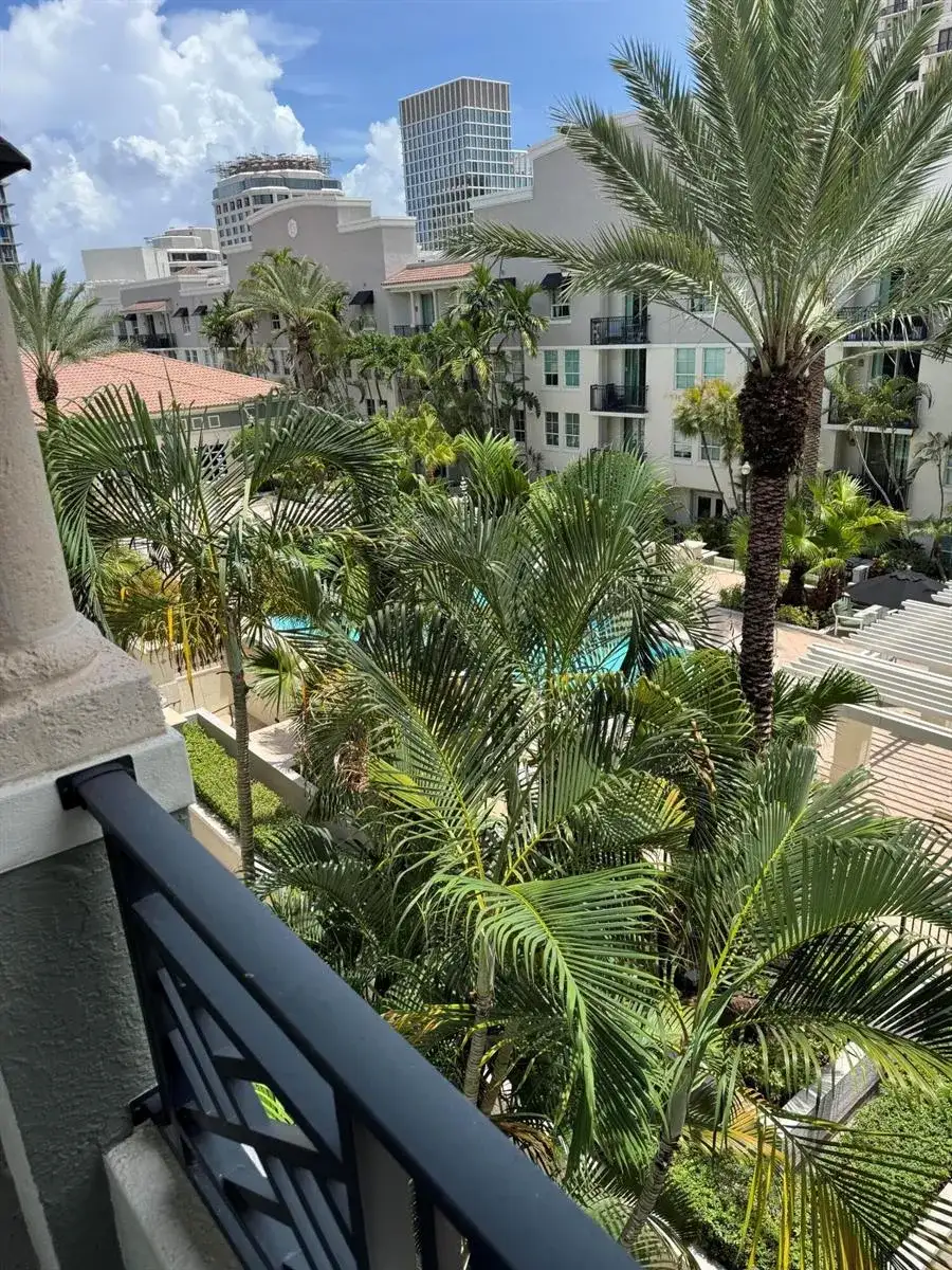 600 S Dixie Highway, West Palm Beach FL 33401 photo 3