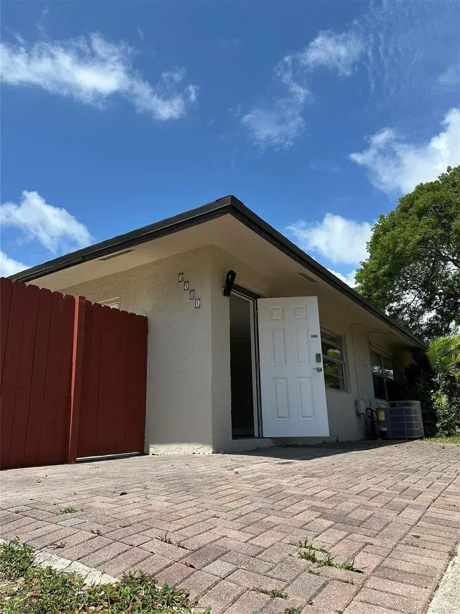 3101 NW 3RD Avenue # 126, Pompano Beach FL 33064