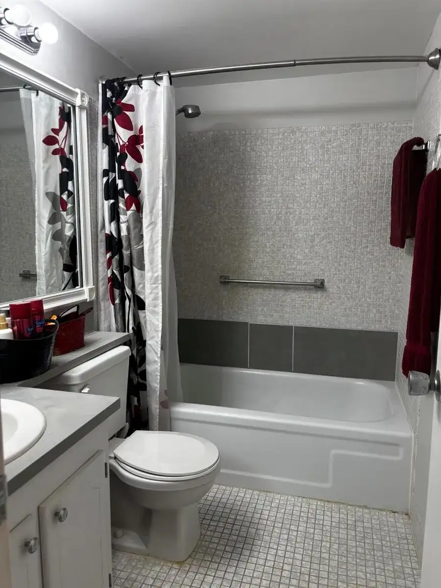 310 CHATHAM O # 310, West Palm Beach FL 33417 photo 3